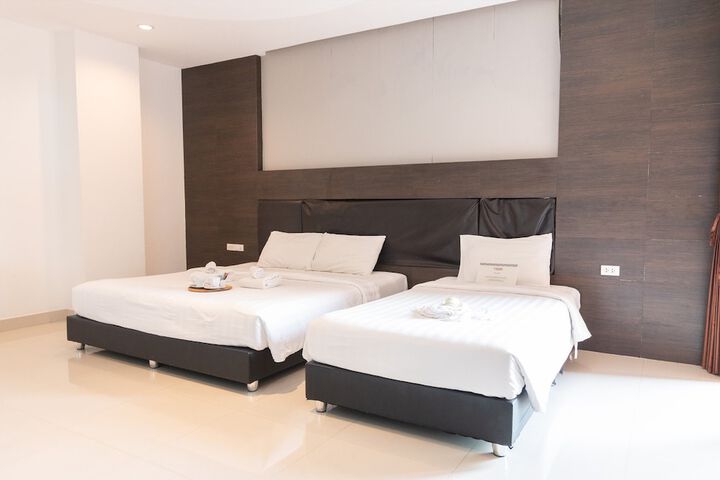 Room 55 of 140