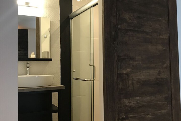Room 21 of 53