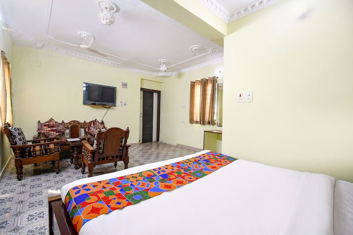 Room 15 of 29