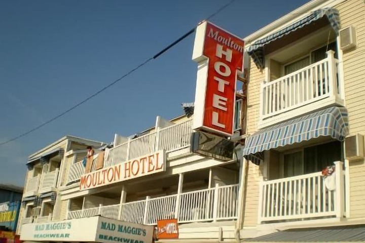 Hotel 32 of 32