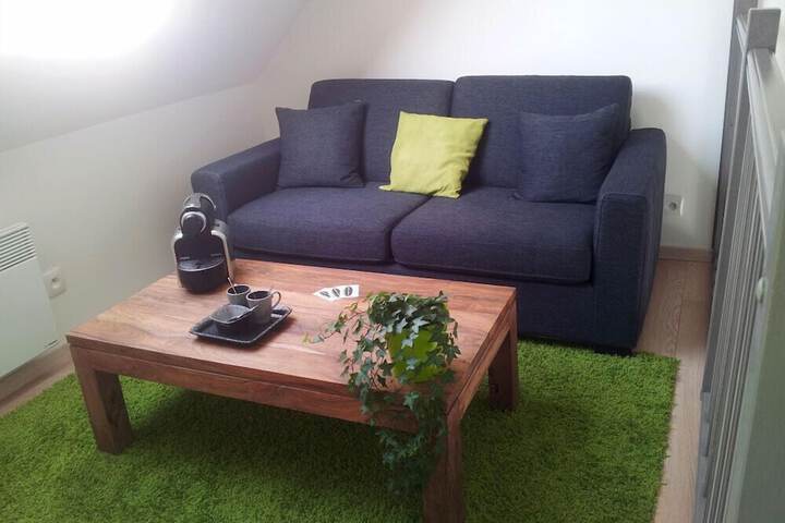 Room 10 of 32