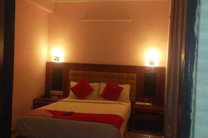 Room 15 of 21