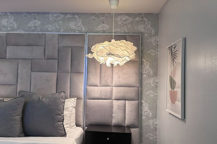 Room 46 of 85