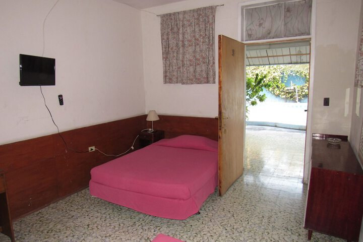 Room 21 of 59
