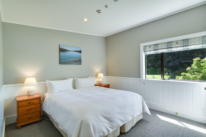 Room 8 of 44