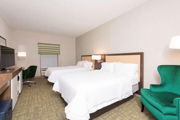 2 Queen Beds Hearing Accessible (2 of 23)