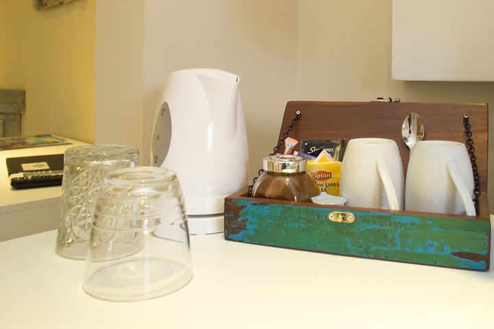 Room 9 of 40