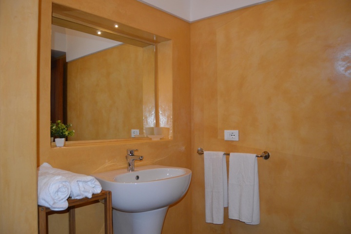 Room 5 of 5
