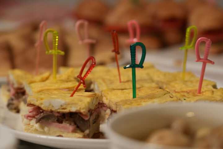 Dining 55 of 61