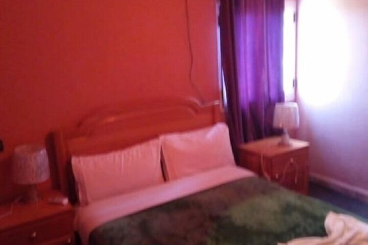 Room 2 of 24