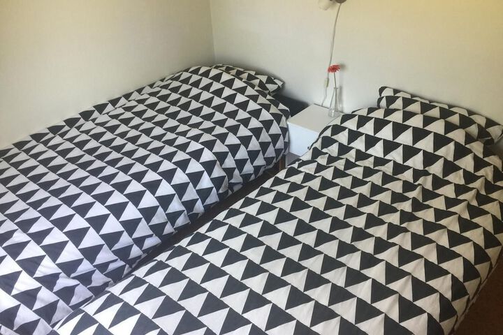 Room 4 of 34