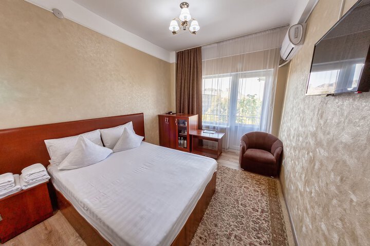 Room 22 of 40