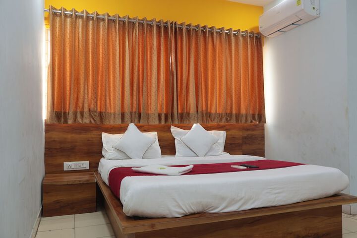Room 14 of 18