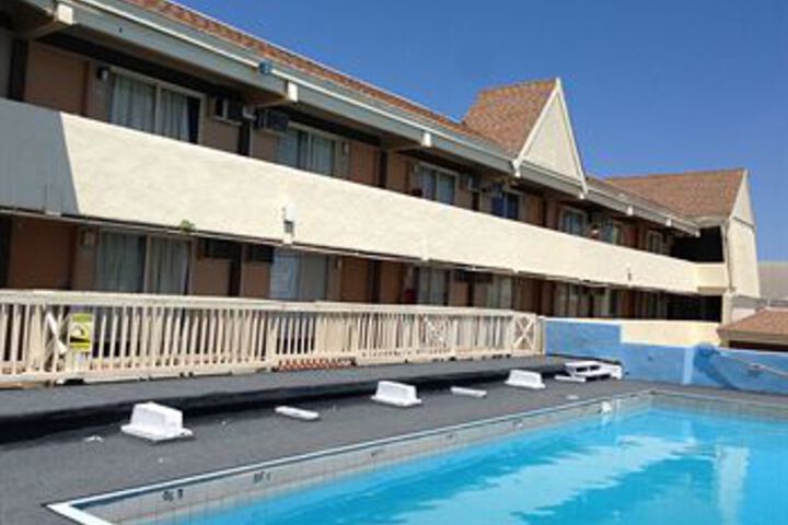 Travel Inn