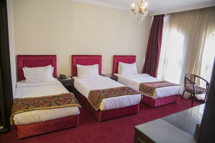 Room 26 of 79