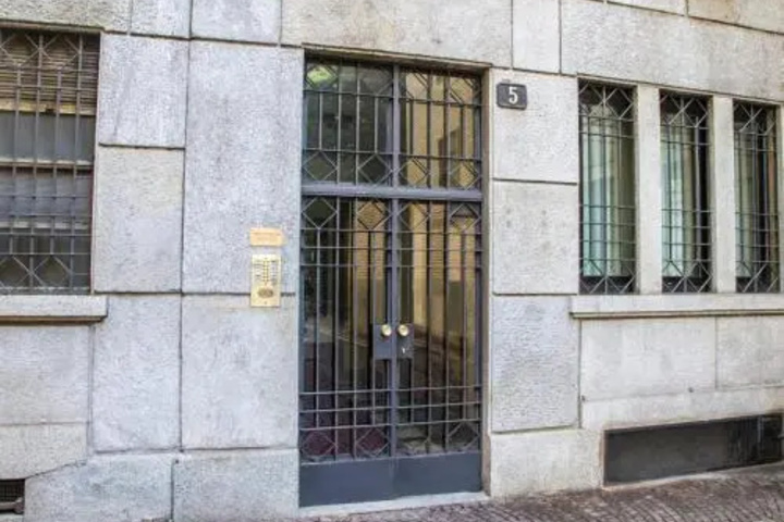 Exterior of Eleganza Luxury Suite
