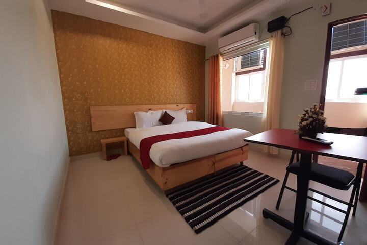 Room 12 of 56