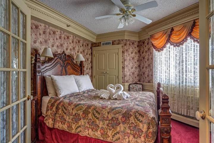 Room 17 of 47