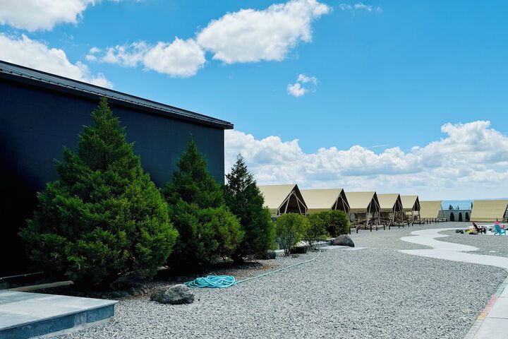Hotel Exterior 71 of 83