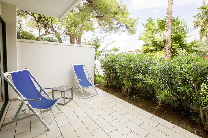 Terrace/Patio 120 of 122