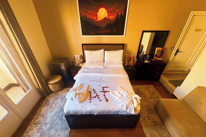 Room 93 of 137