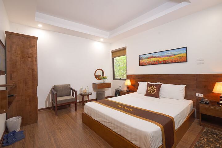 Room 18 of 25