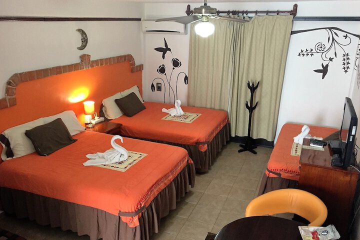 Room 28 of 138