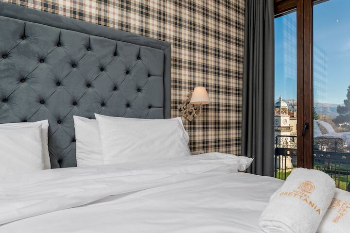 Photo of Brettania Hotel