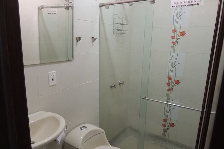 Room 33 of 61