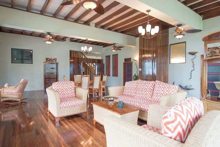 Lounge 47 of 67