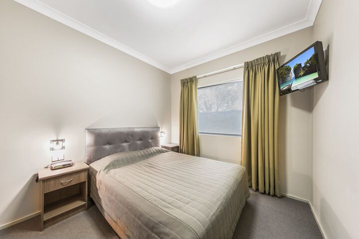 Room 15 of 43