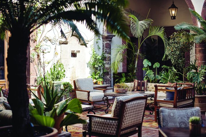 Guest Lobby