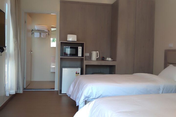Room 5 of 23