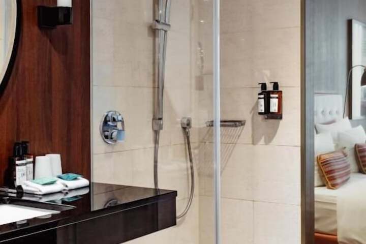 Bath Interior