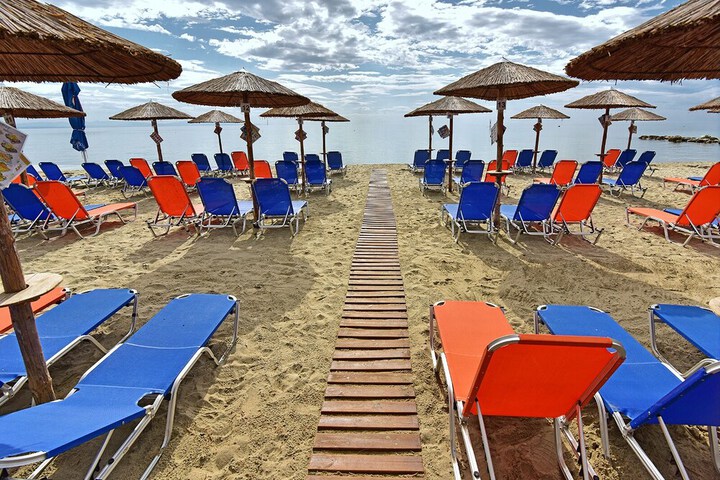 Beach 33 of 34