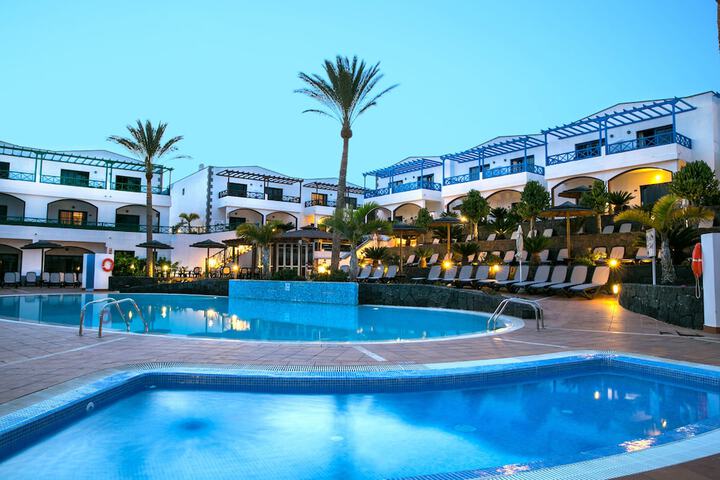 Image of Hotel Mirador Papagayo by LIVVO