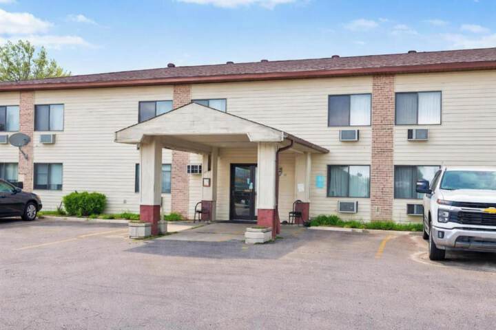 Hotel 67 of 74