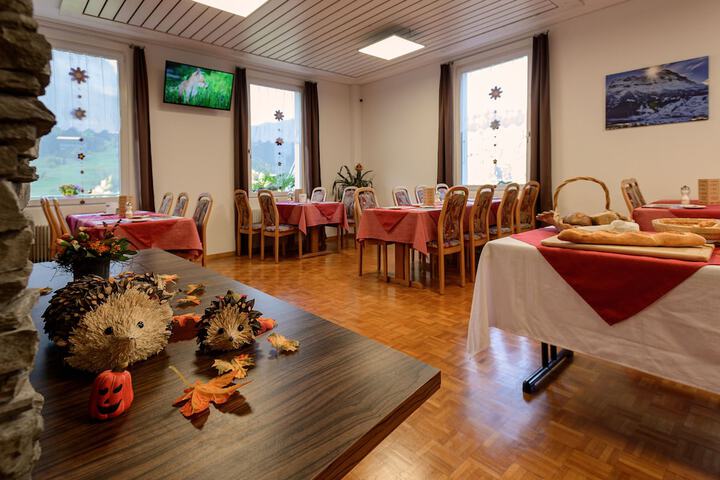 Dining 20 of 120