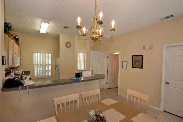 Room 5 of 25