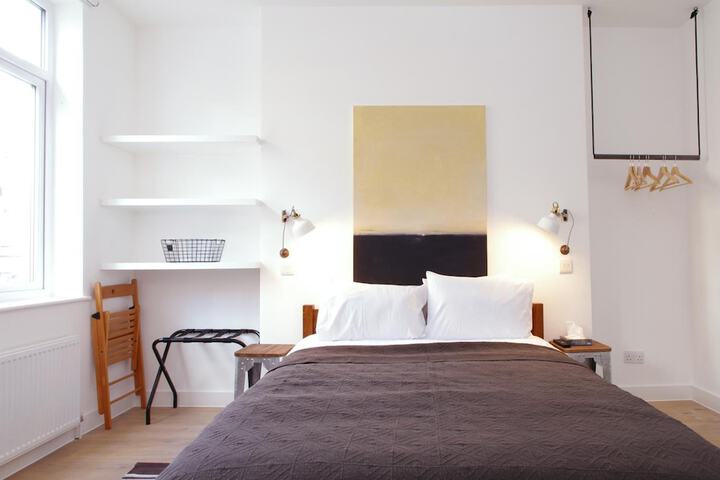 Room 3 of 24