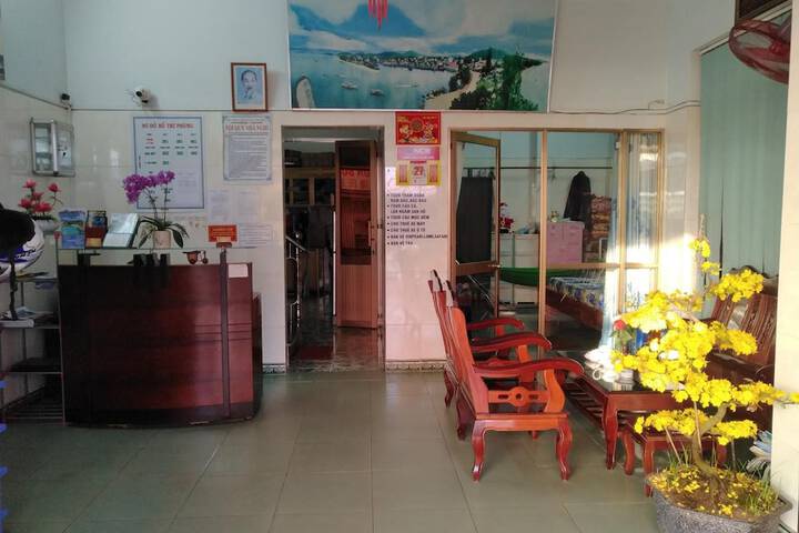 Guest Lobby