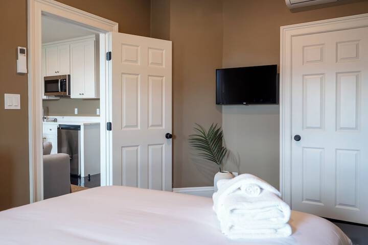 Room 25 of 100