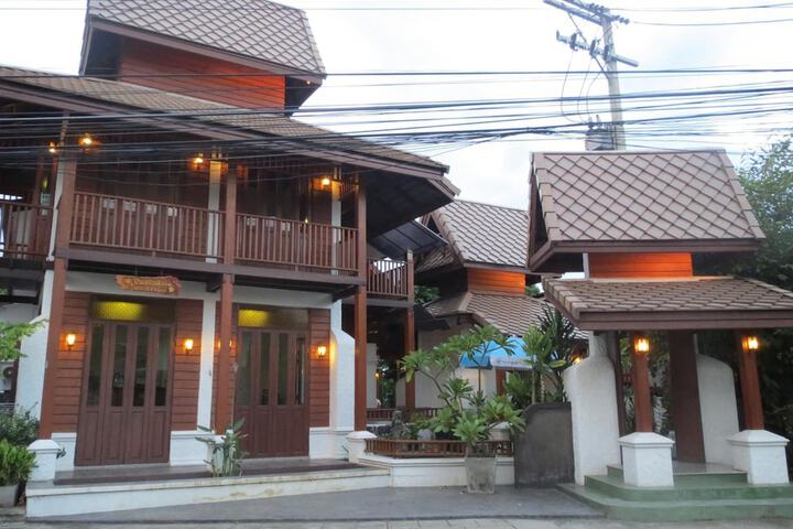 Hotel 39 of 42
