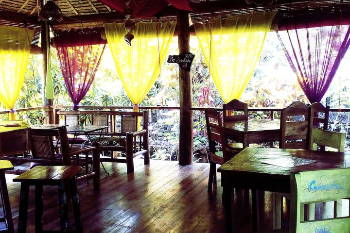 Dining 58 of 77