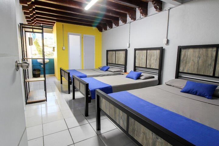 Room 7 of 19