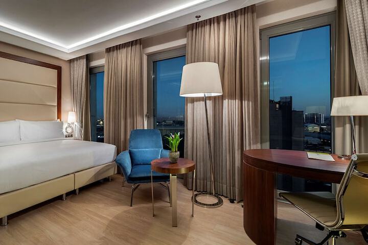 Room 15 of 64
