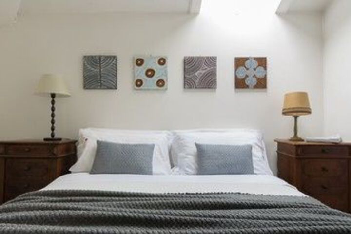 Room 9 of 21