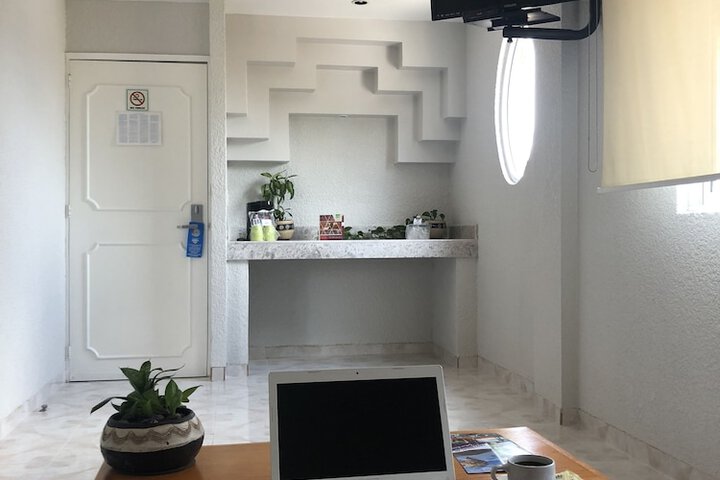 Room 2 of 59