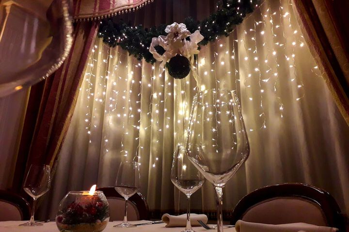 Dining 33 of 94