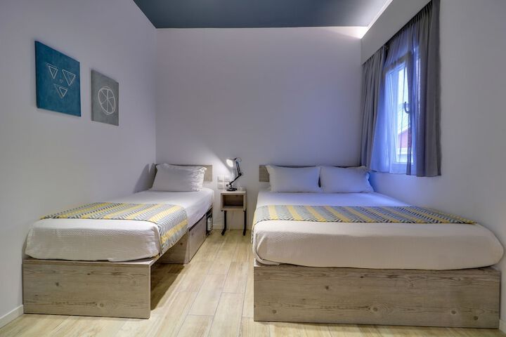 Room 26 of 44